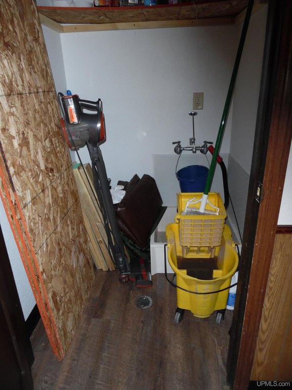 Picture 19