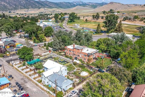 Historic Lava Hot Springs Inn