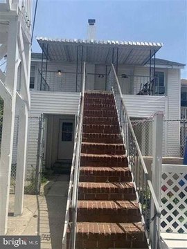 Atlantic City Duplex: Investment Opportunity
