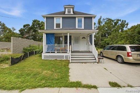 Two-Unit Duplex with Separate Utilities