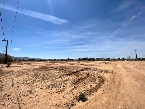 LAND - Apple Valley, CA