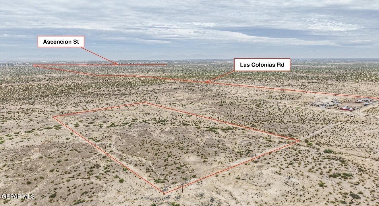 Commercial Land in Growing Area