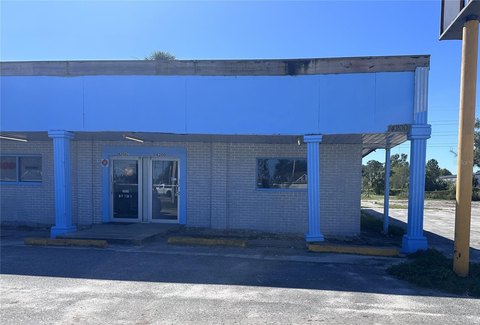 Retail Suite with High Signage Visibility