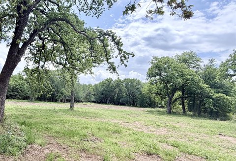 Spacious Lot in Whitney, TX