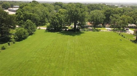 LAND - Independence, MO