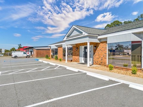 Executive Office Suite For Lease