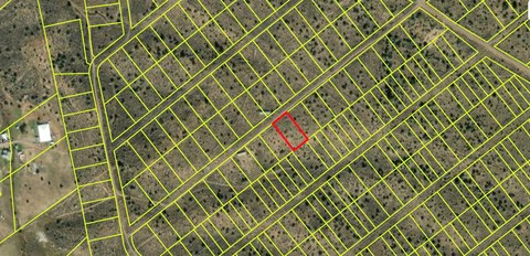 Tierra Amarilla Land with Views