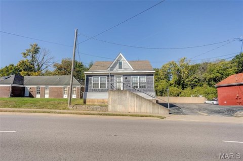 Godfrey Commercial Property For Sale