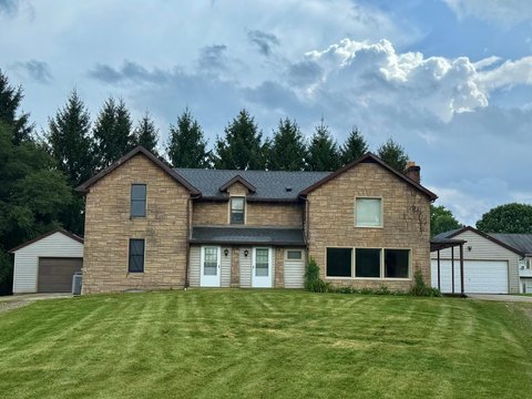 Ontario Duplex on Large Lot