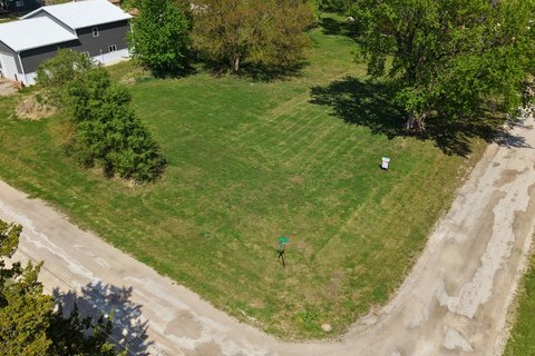 Residential Lots in Pacific Junction