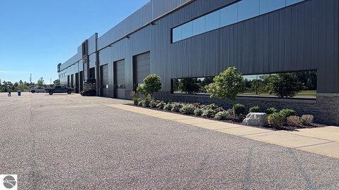 Manufacturing/Warehouse Lease Space
