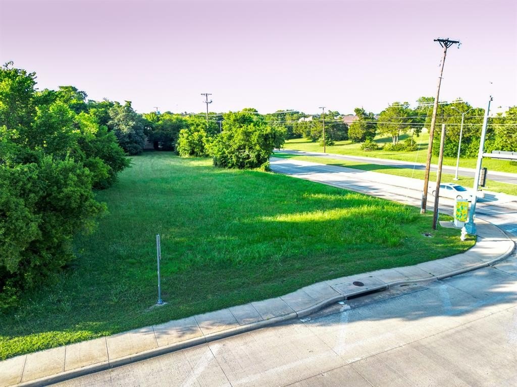 Commercial Lot at High-Traffic Corner