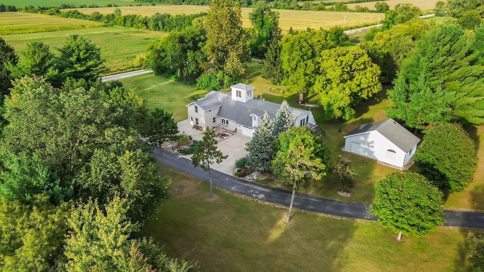 Unique Income-Generating Retreat Opportunity