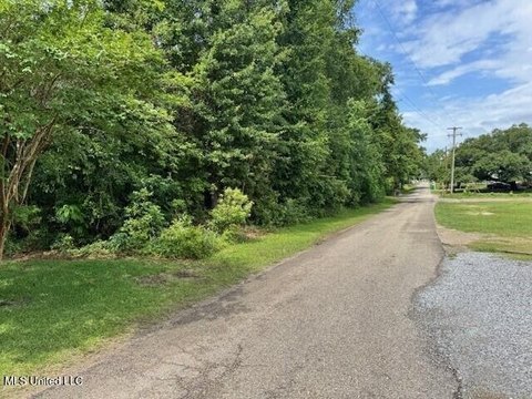 Land, Waveland, MS