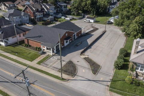COMMERCIAL - Winchester, KY