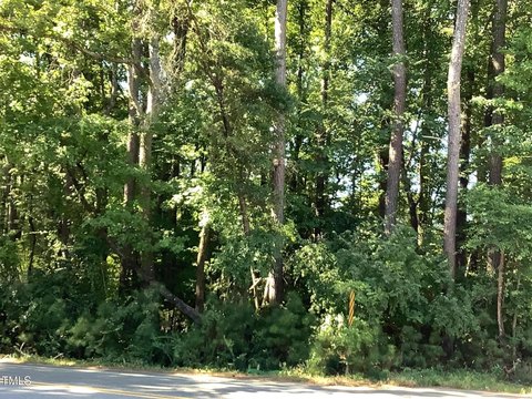 Land Near Fuquay Varina Amenities