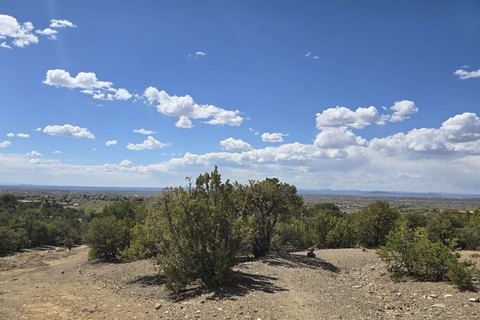 LAND - Taos, NM
