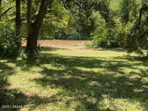 Residential Land in St. Martinville
