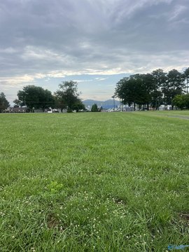 LAND - Guntersville, AL