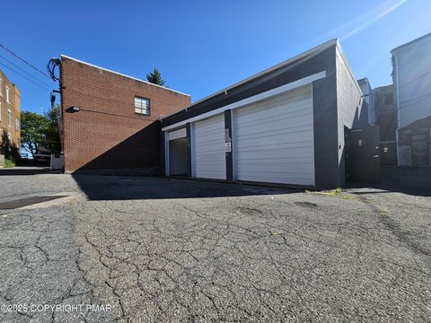 Bethlehem Garage Space For Lease