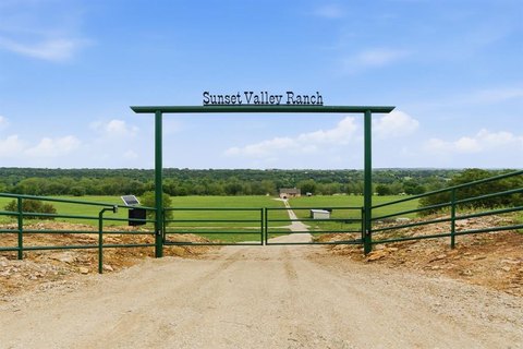 Brazos Riverfront Ranch Retreat