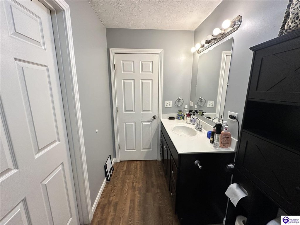 Picture 28