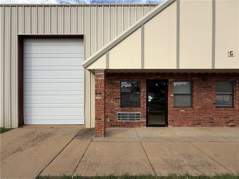 Flex Space with Roll-Up Door