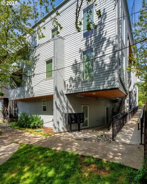 Savona Apartments: Modern Urban Living