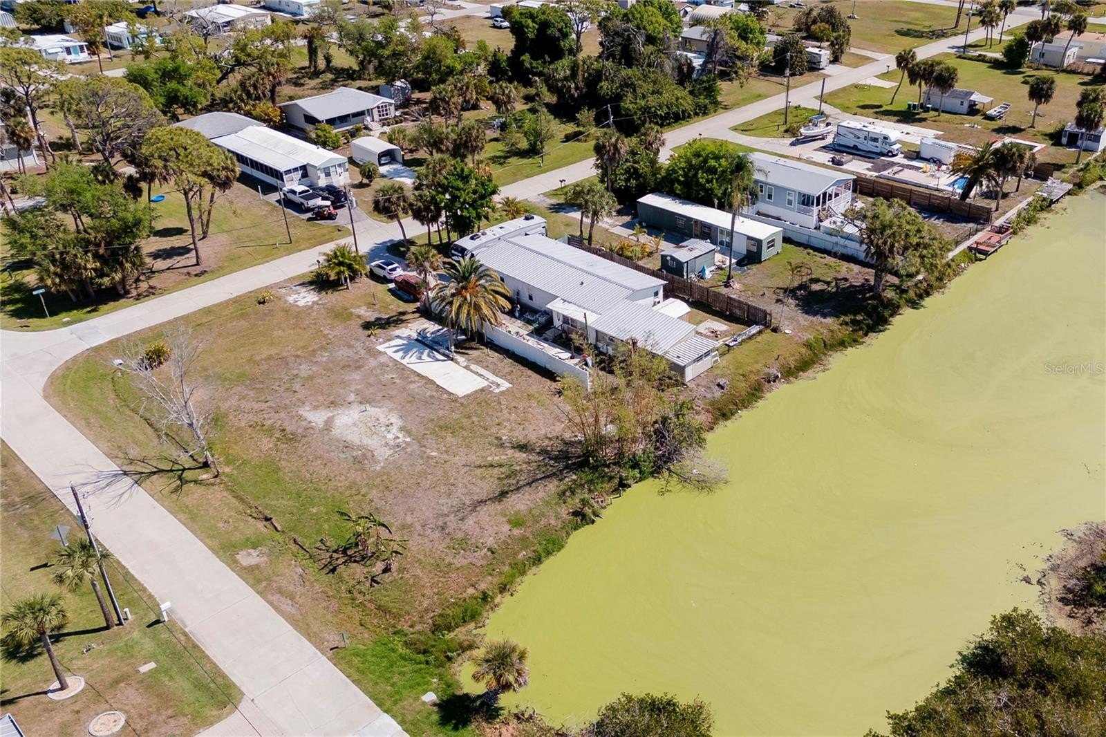 Waterfront Lot in Pine Lake