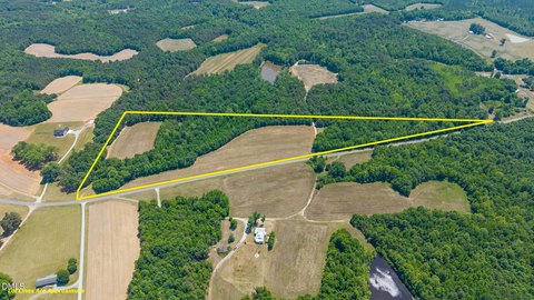 Unrestricted Acreage with Perc Sites