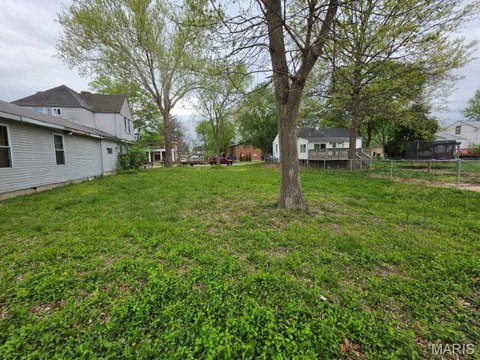 LAND - Valley Park, MO