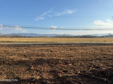 6-Acre Land with Mountain Views