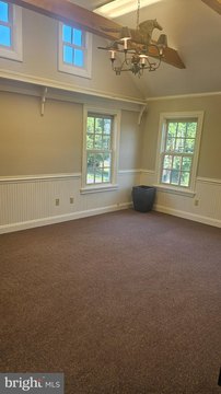 Charming Pennington Commercial Lease Opportunity