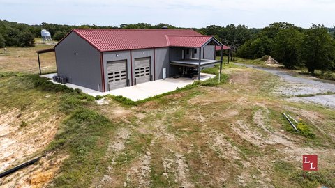 Hunting Ranch with Lodge and Blinds