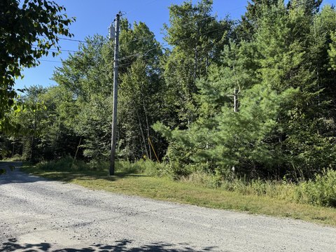 Land, Trenton, ME