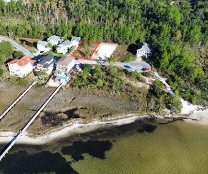 Land in Cobia Bay