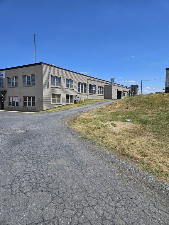 2610 S Main St, Harrisonburg, VA 22801