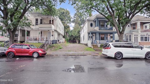 Land, Albany, NY