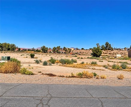 Land, Logandale, NV