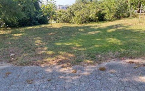 Corner Lot in Spartanburg, SC