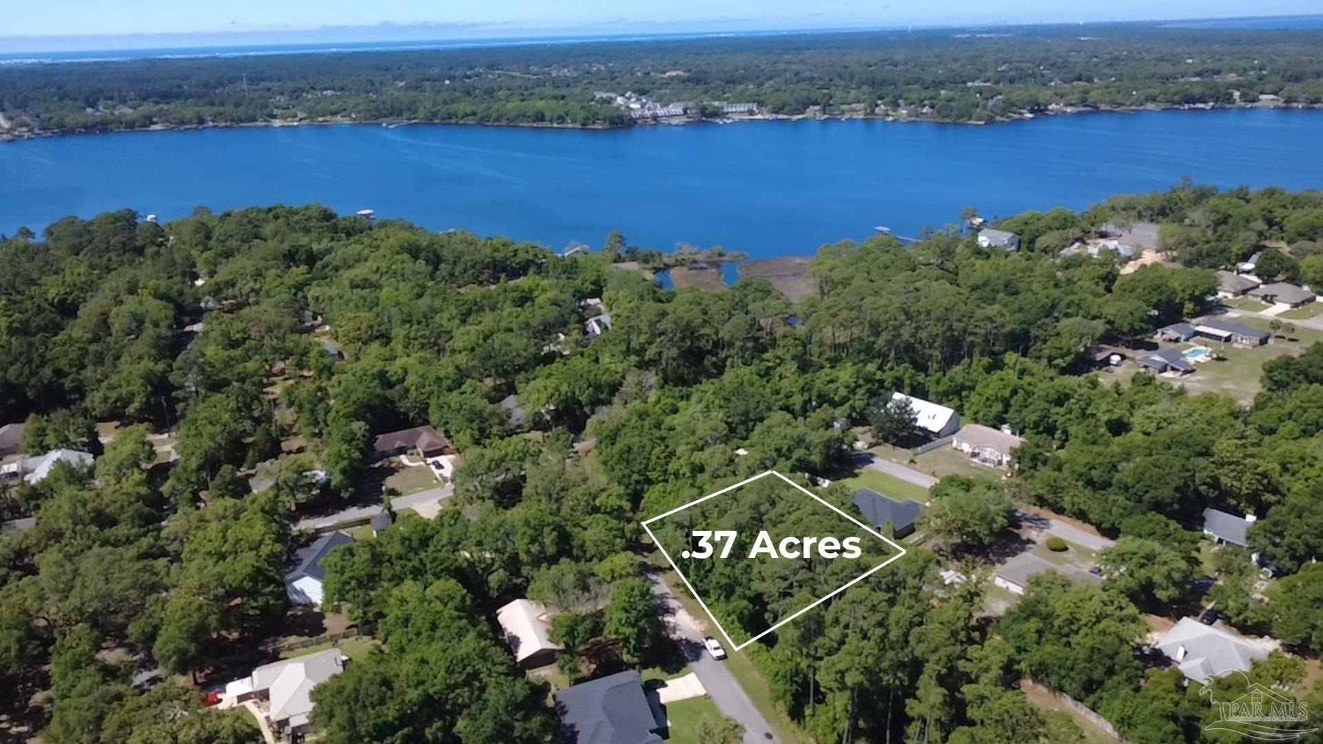 Navarre Homesite Near the Water