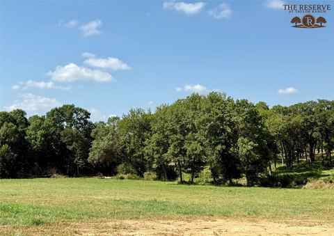 Residential Land Lot with Mature Oaks