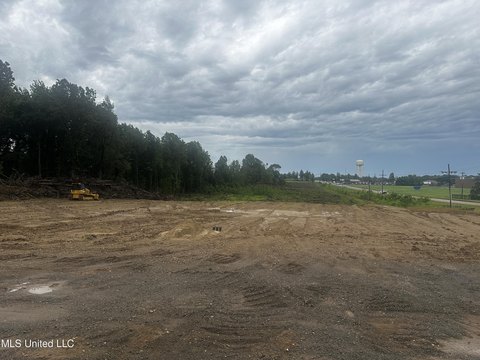 Commercial Land in Southaven, MS