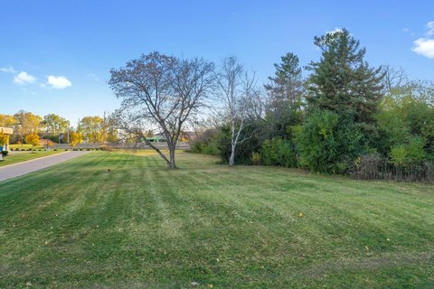 Commercial Land in High Traffic Area