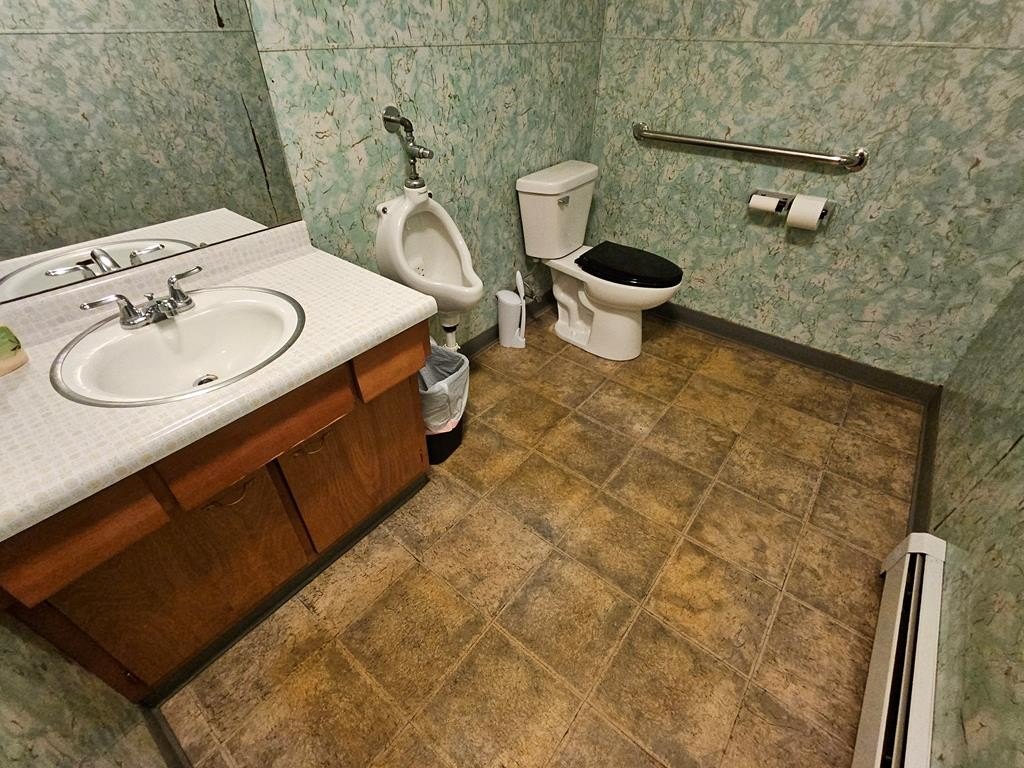 Picture 19