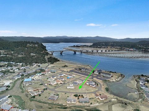 Land, Waldport, OR