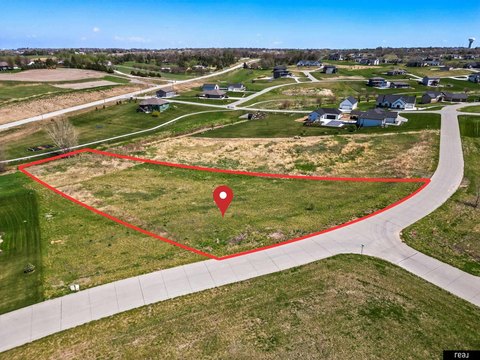 LAND - Gretna, NE