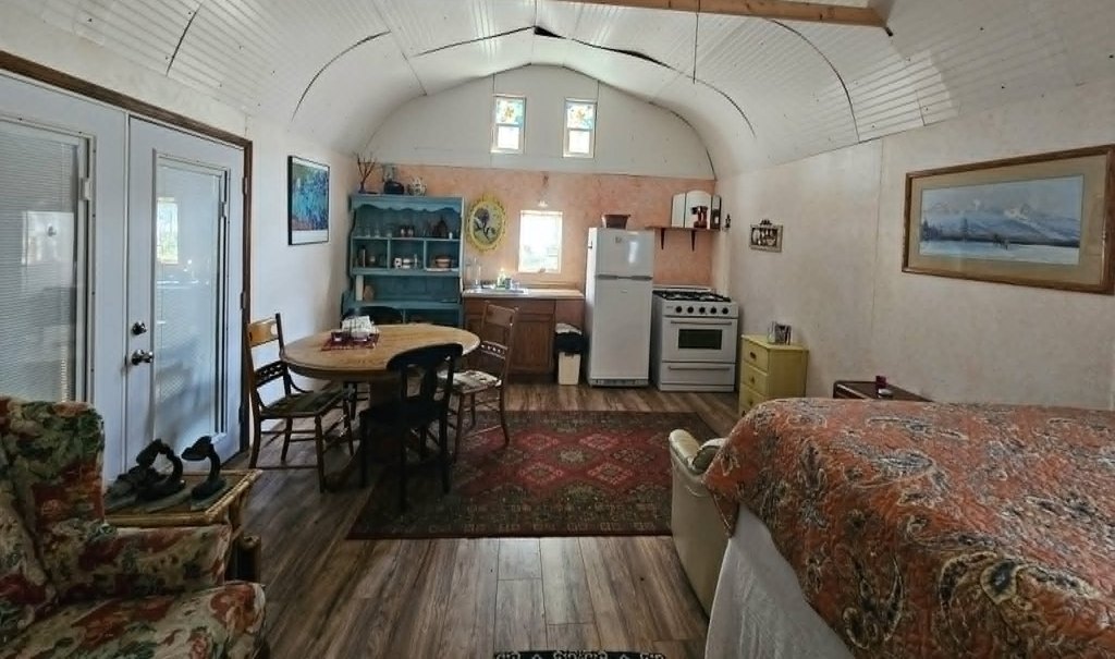 Picture 4
