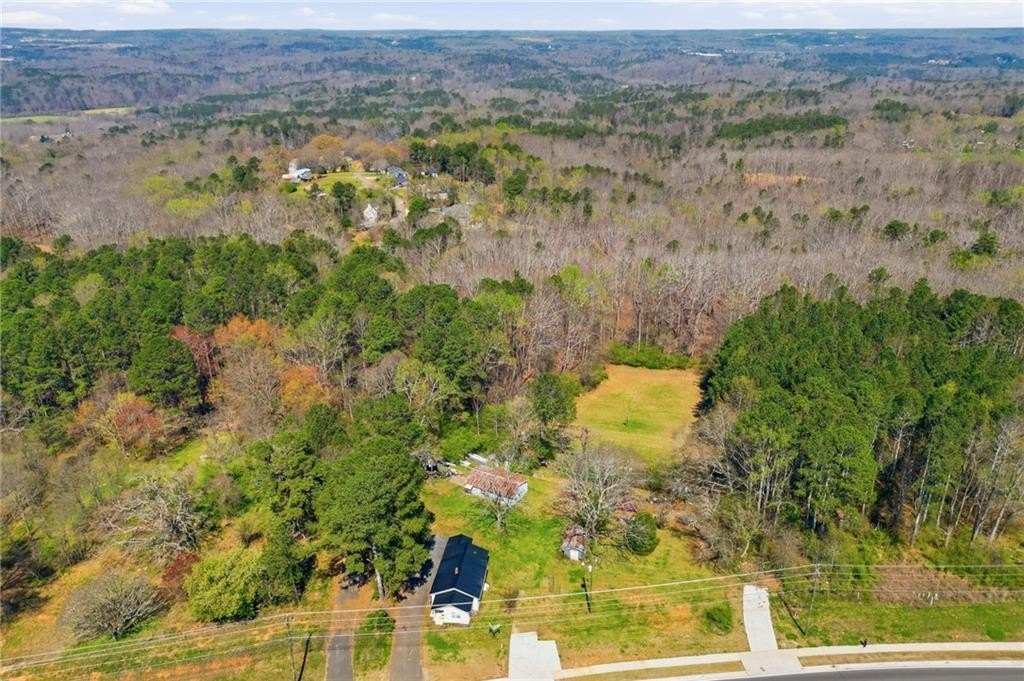 Prime Land on Cumming Highway