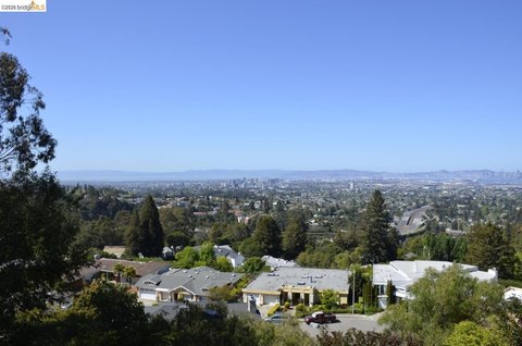 LAND - Oakland, CA